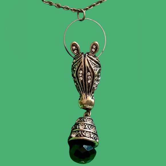 Unique & Sparkling Gold and Black Zebra Pendant Necklace. NWT - Picture 13 of 13